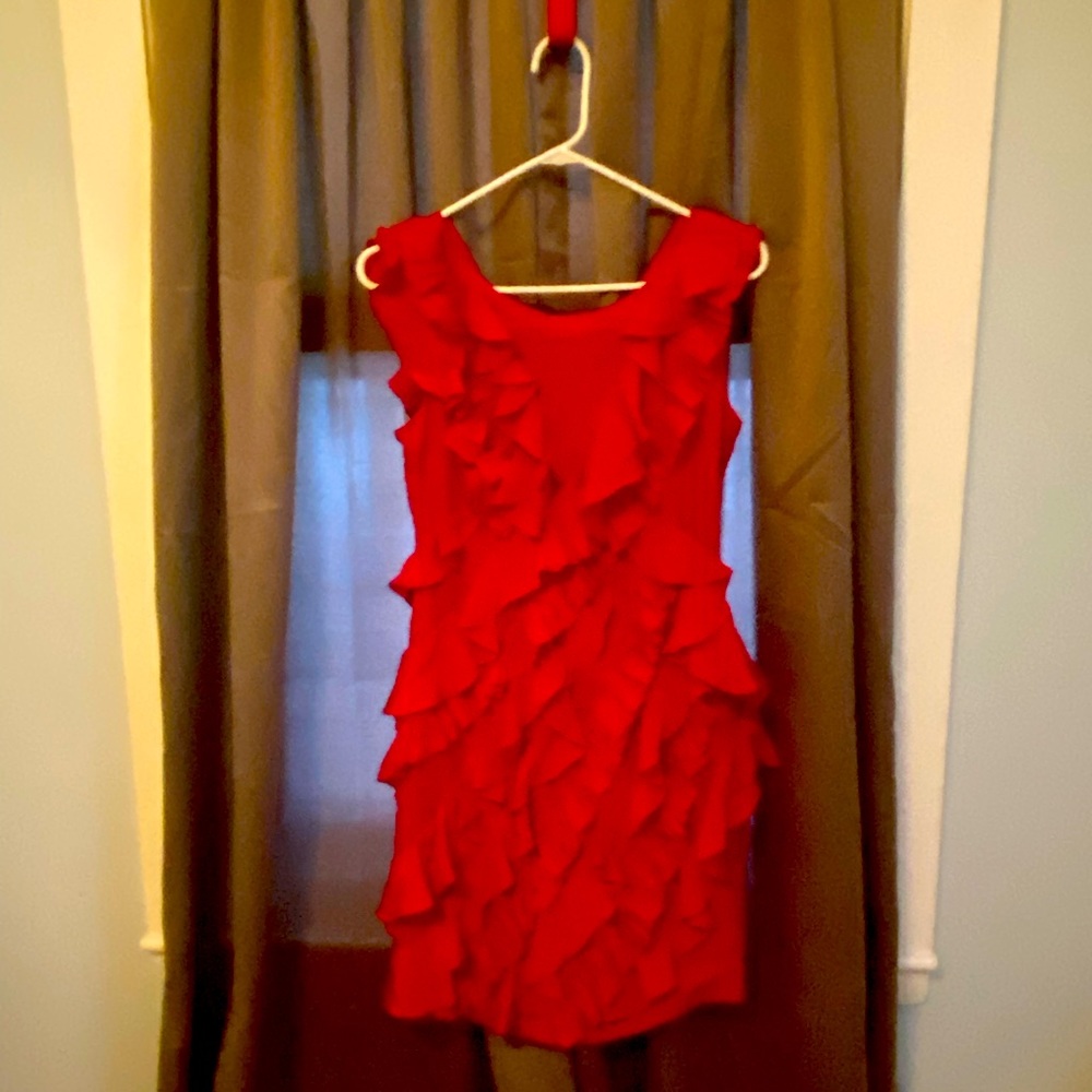 EUC Marchesa Notte red short dress size 4